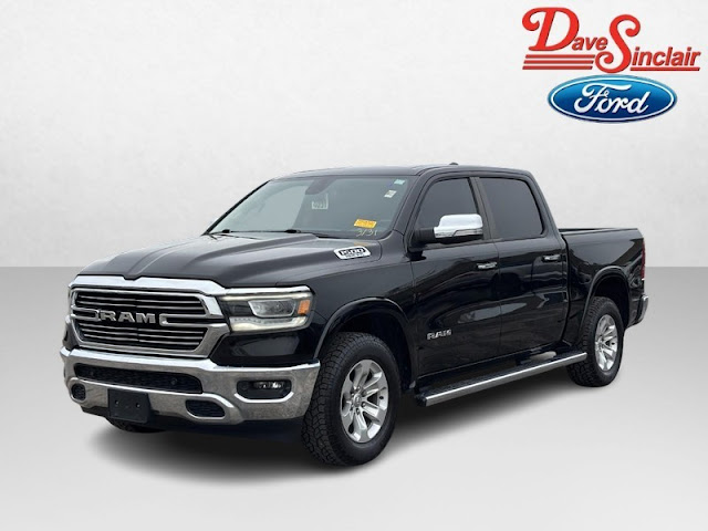 2020 RAM 1500 4WD Laramie Crew Cab