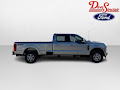2027 Ford Super Duty F-350 SRW XLT